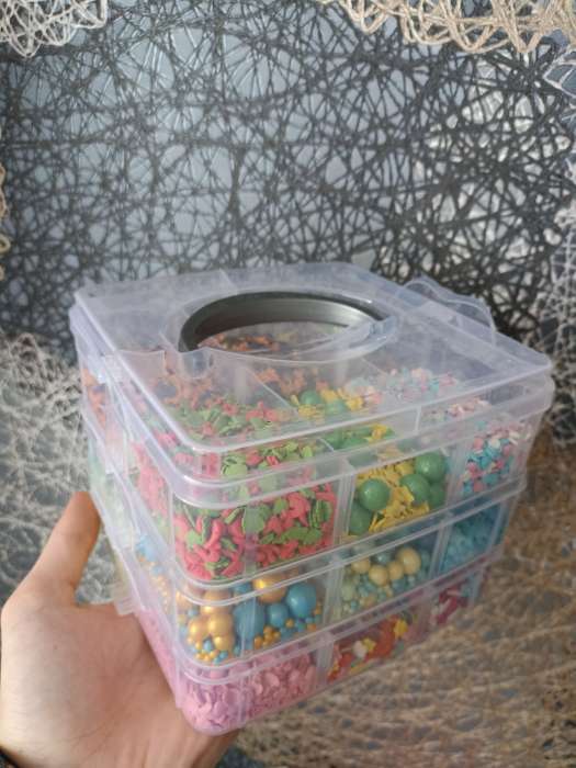 Фотография покупателя товара Органайзер для рукоделия, со съёмными ячейками, 3 яруса по 6 отделений, 15 × 16 × 12,5 см, с ручкой, цвет прозрачный