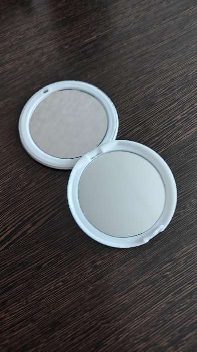 Фотография покупателя товара Зеркало складное, d=7.5 см, цвет белый - Фото 1