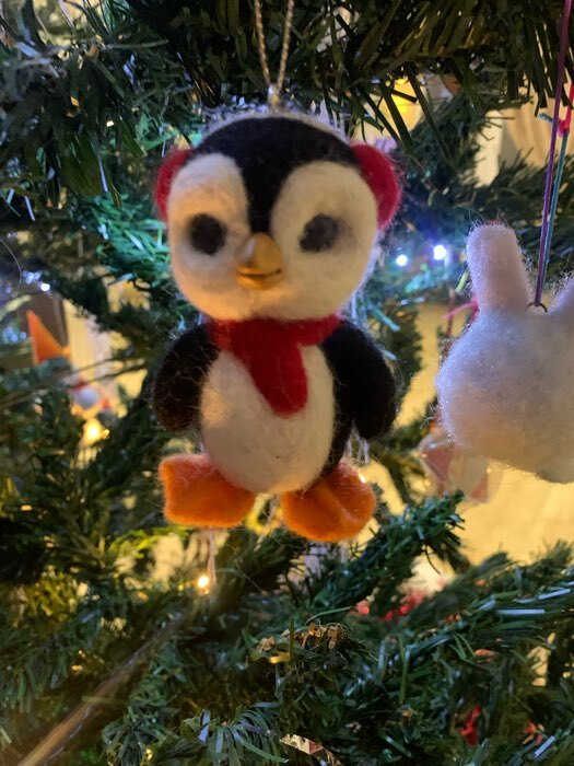 Фотография покупателя товара Новогодняя игрушка из шерсти «Новый год! Пингвин в шапочке» - Фото 1