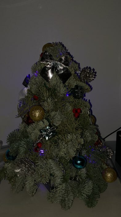 Фотография покупателя товара Ёлочные игрушки «Сочельник», набор 16 шт. (8 подарков,8 шариков), МИКС - Фото 10