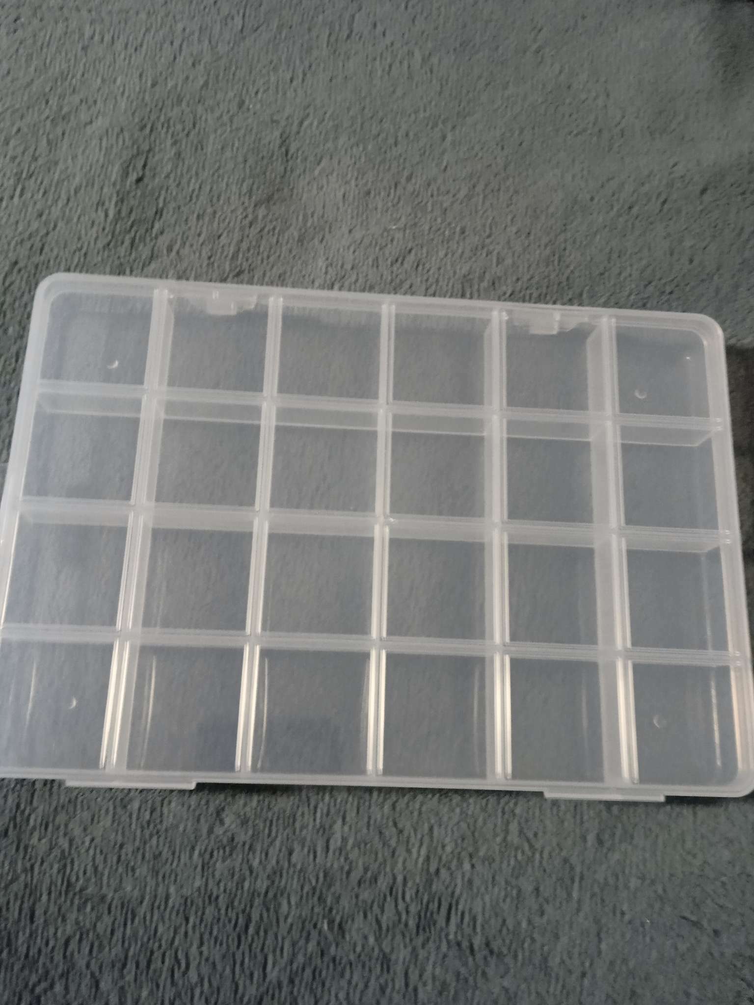 Фотография покупателя товара Органайзер для хранения мелочей, 24 ячейки, 19×13×1.8 см, прозрачный - Фото 3