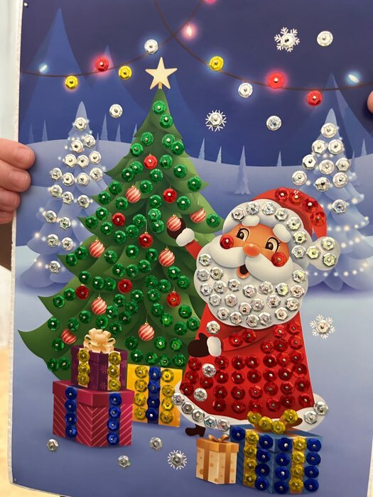Фотография покупателя товара Набор для творчества. Рисунок с пайетками «Дед Мороз» - Фото 1