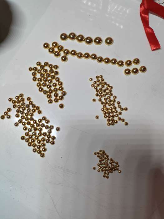 Фотография покупателя товара Декор для творчества пластик "Половинки бусин. Золото" d=3-10 мм, набор 10 гр
