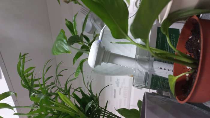Фотография покупателя товара Увлажнитель воздуха Luazon LHU-03, ультразвуковой, портативный, погружной, USB, белый - Фото 6