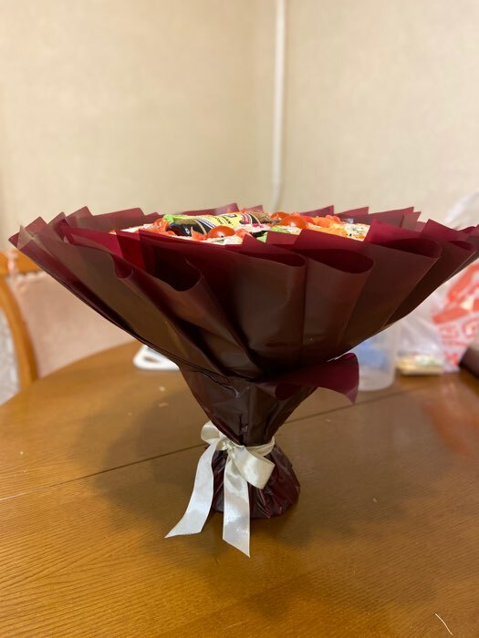 Фотография покупателя товара Пленка для цветов матовая "Нуар", шоколадный, 0,5 х 10 ми - Фото 5