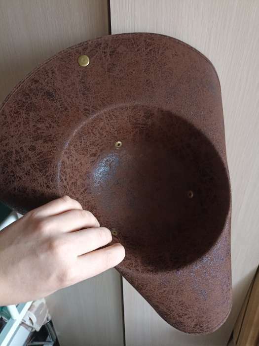 Фотография покупателя товара Карнавальная шляпа «Пират», 56-58 см, цвет коричневый - Фото 2
