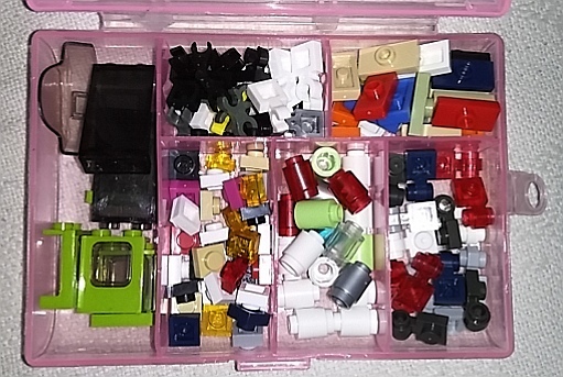 Фотография покупателя товара Бокс для хранения пластиковый, 6 ячеек, 12×8,5×2,5, цвет МИКС