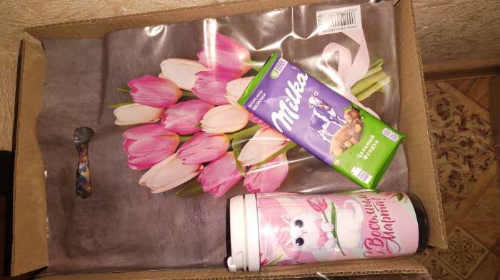 Фотография покупателя товара Термостакан со вставкой «8 марта. Цветы», 350 мл, сохраняет тепло 2 ч - Фото 1