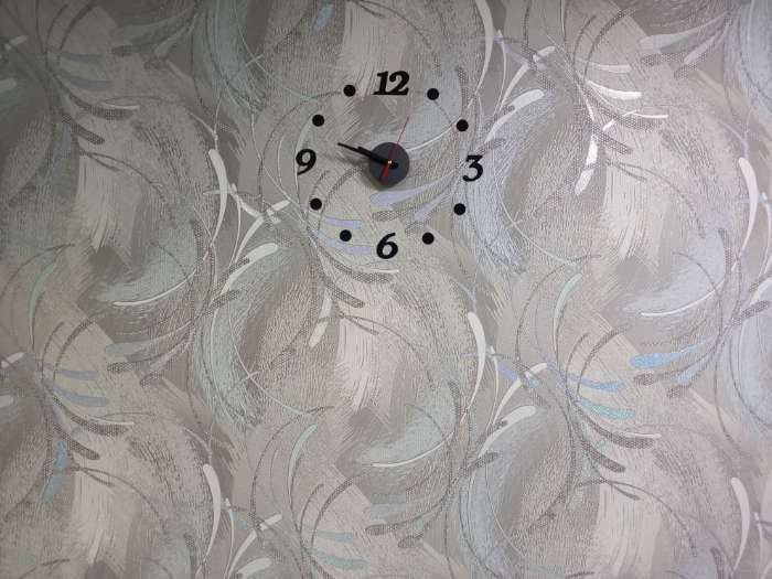 Фотография покупателя товара Часы-наклейка, серия: DIY, плавный ход, d-40 см, черные - Фото 2