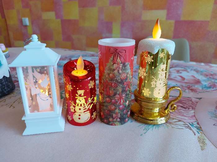 Фотография покупателя товара Светодиодная фигура «Красная свеча со снеговиком» 5 × 9 × 5 см, пластик, батарейки AG13х3, свечение тёплое белое - Фото 6