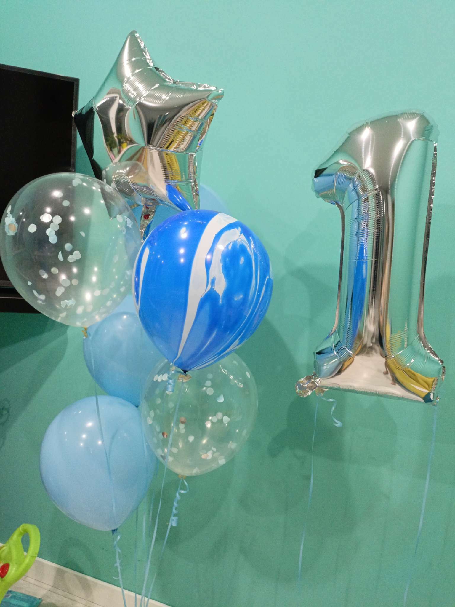 Фотография покупателя товара Фонтан из шаров "1 годик", для мальчика, латекс, фольга, 10 шт. - Фото 7
