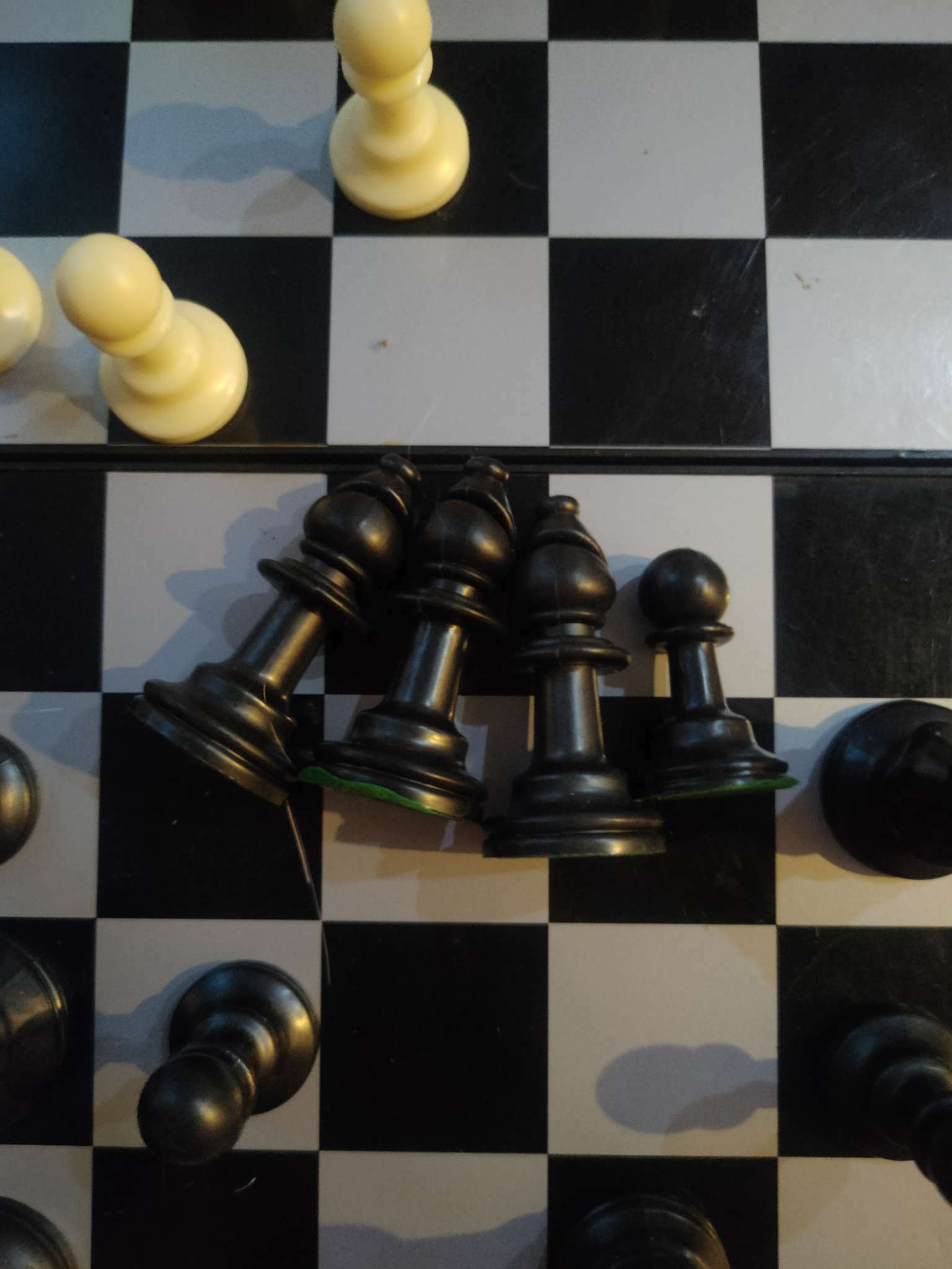 Фотография покупателя товара Шахматные фигуры, пластик, король h-7.5 см, пешка h-3.5 см - Фото 1