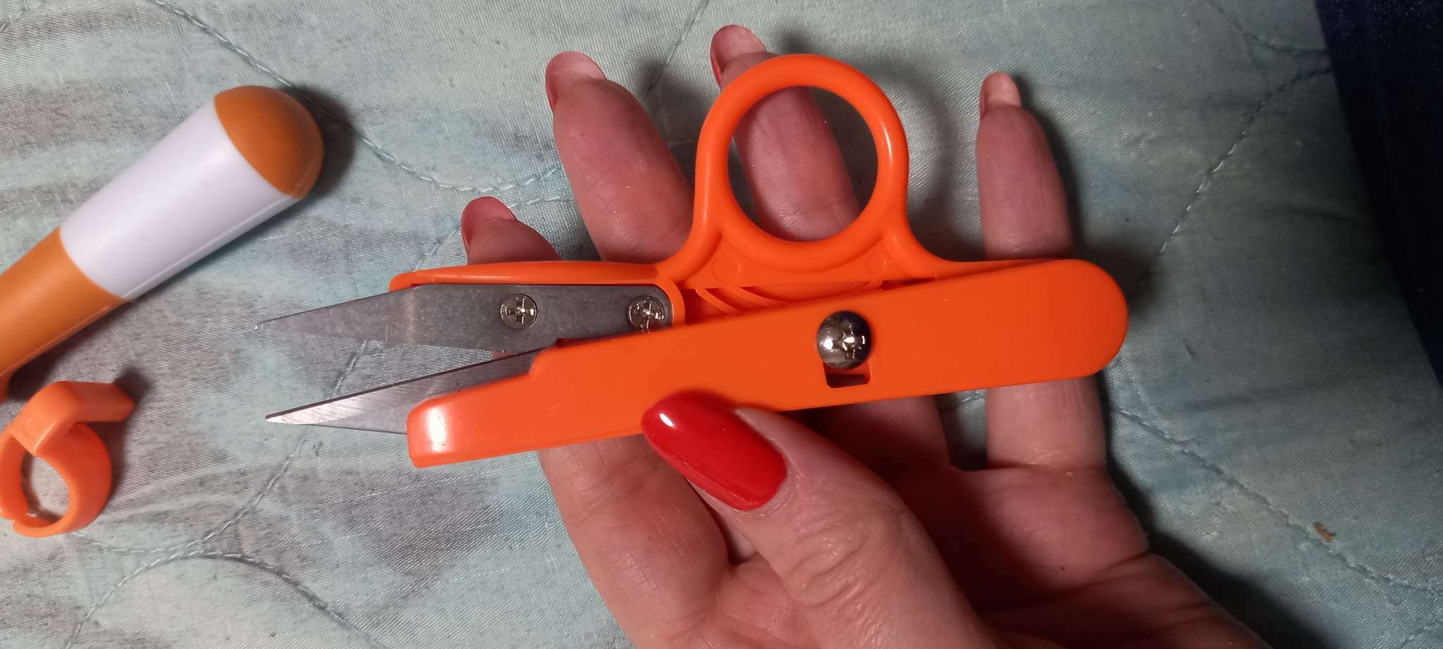 Фотография покупателя товара Набор инструментов для шитья, 3 предмета, цвет оранжевый - Фото 2