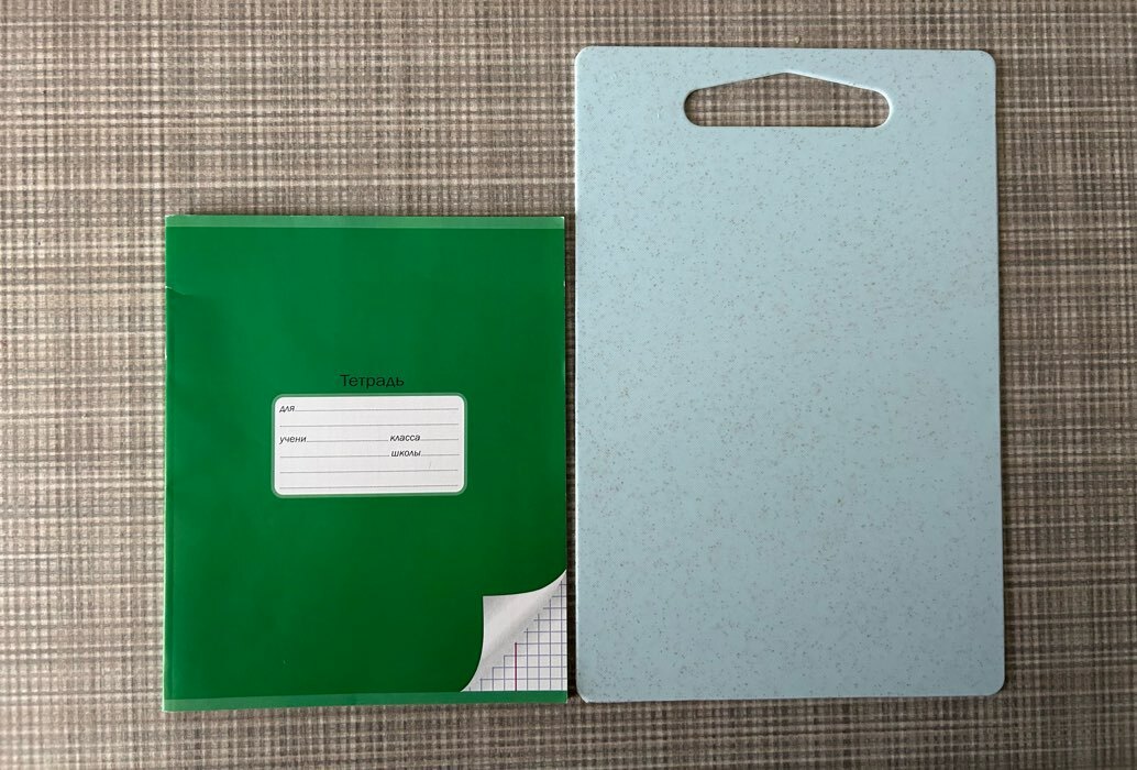 Фотография покупателя товара Доска разделочная пластиковая Доляна «Хозяюшка», прямоугольная, 28×18 см, цвет МИКС