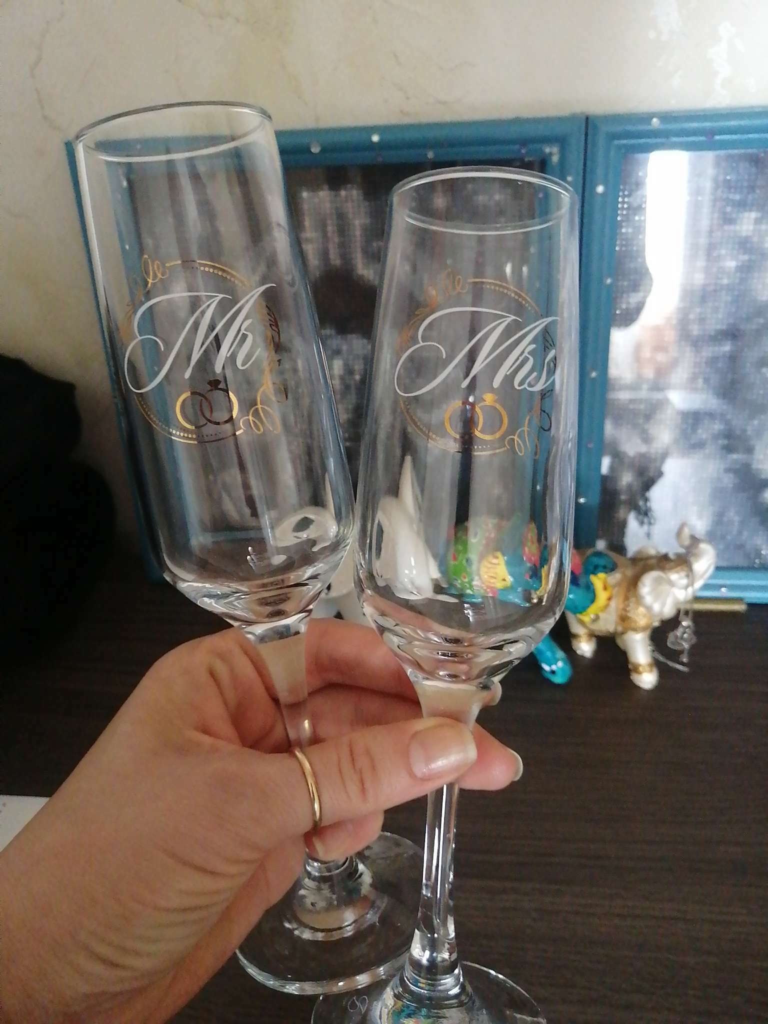 Фотография покупателя товара Набор бокалов для шампанского «Мистер и Мисс», 2 штуки, 200 мл., тип нанесения рисунка: деколь - Фото 2