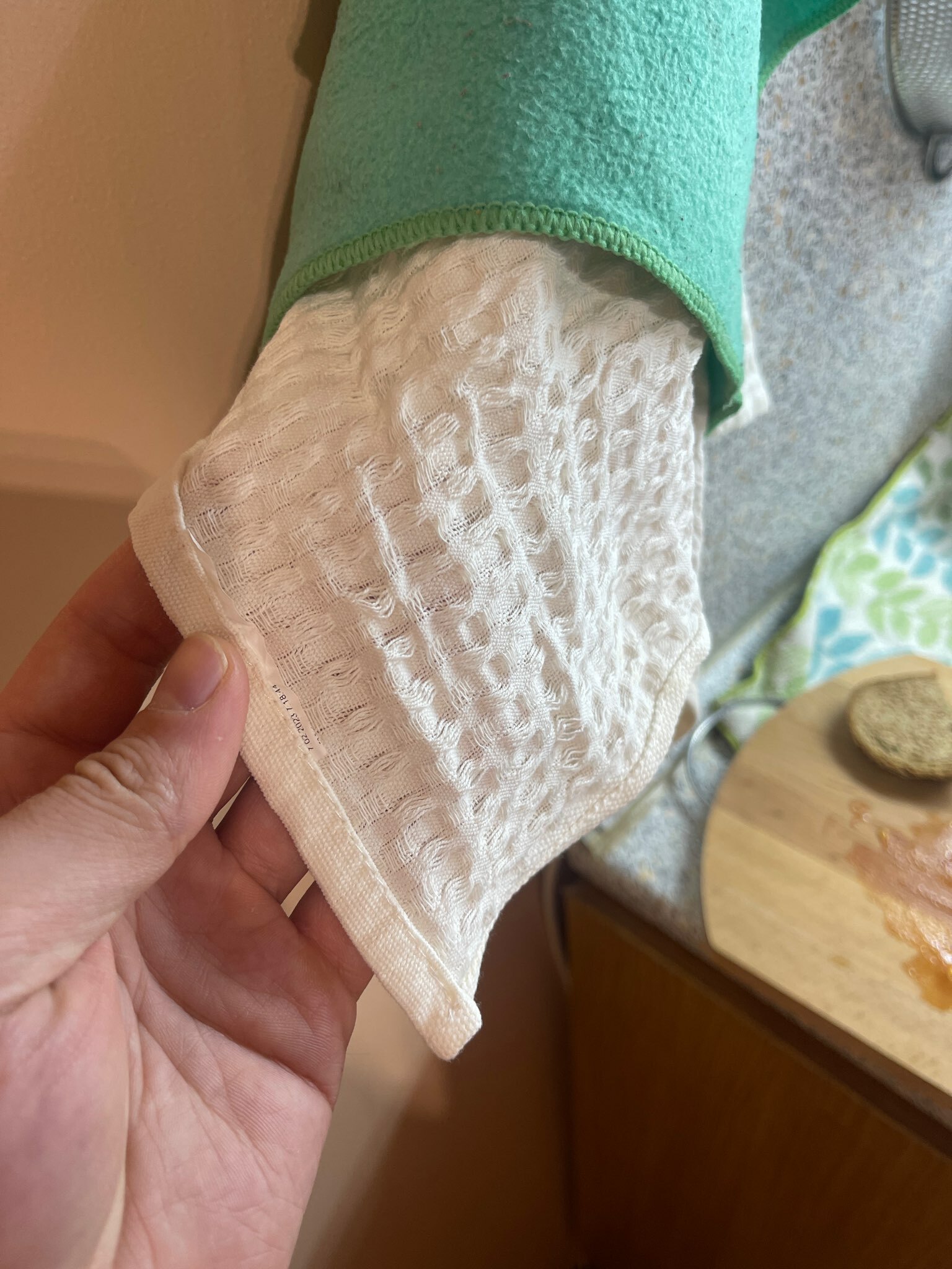 Фотография покупателя товара Кухонное полотенце «Доляна», цвет индиго, 35×60 см, 100% хлопок, крупная вафля 220 г/м² - Фото 8