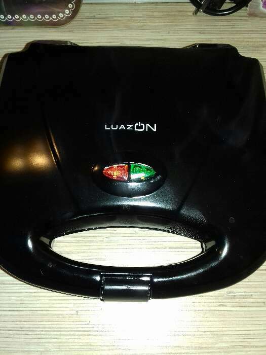 Фотография покупателя товара Электровафельница Luazon LT-08, 750 Вт, орешки, антипригарное покрытие, черная - Фото 15