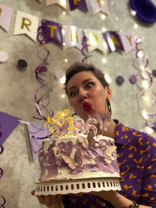 Фотография покупателя товара Свеча в торт на день рождения «Конфетти», цифра "7" , ГИГАНТ, 9 см - Фото 8