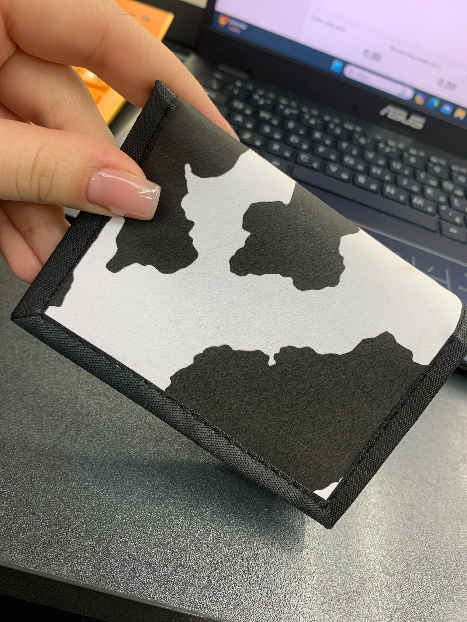 Фотография покупателя товара Кошелёк на липучке, чёрный, белый - Фото 2