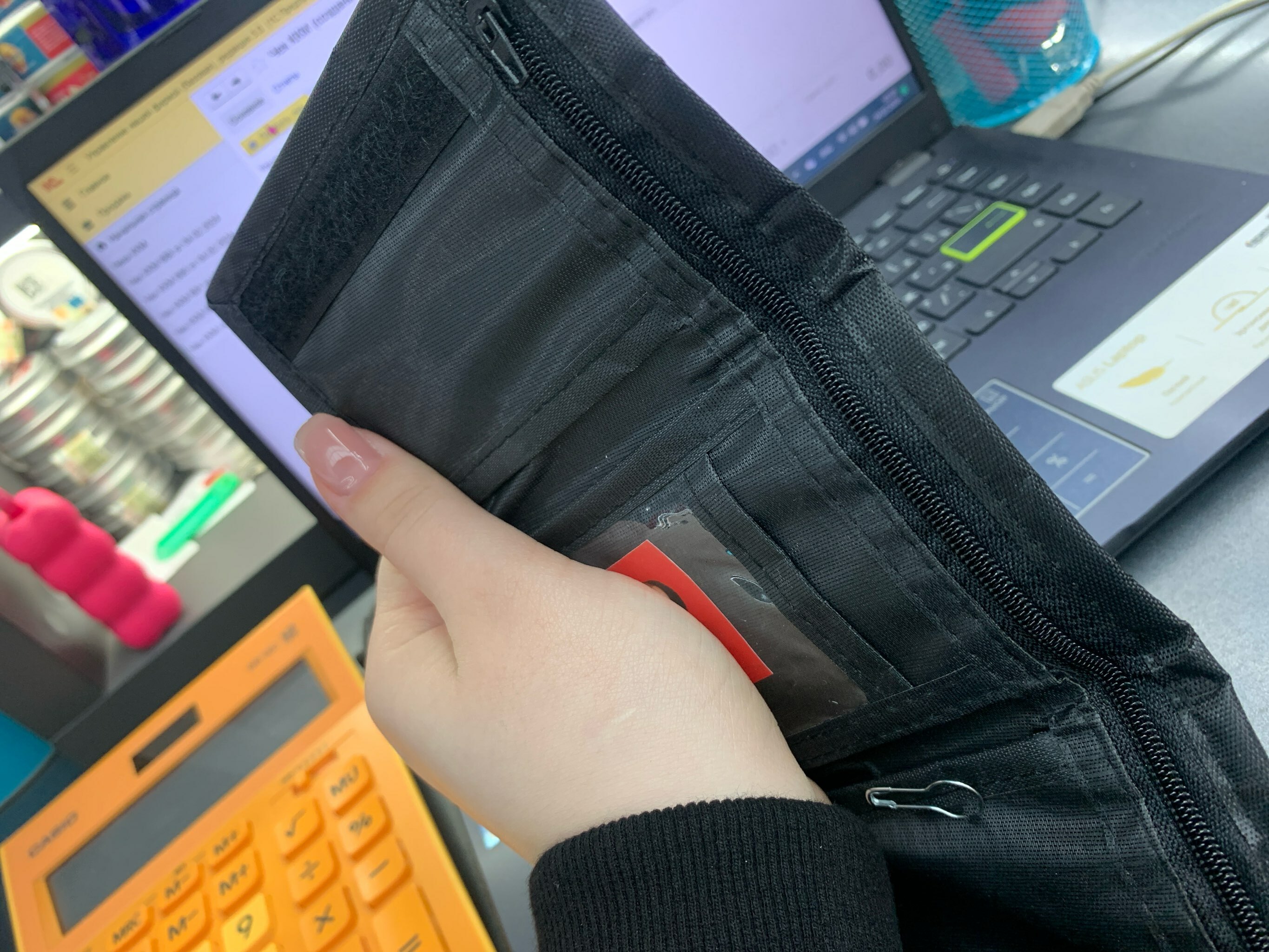 Фотография покупателя товара Кошелёк на липучке, чёрный, белый - Фото 1