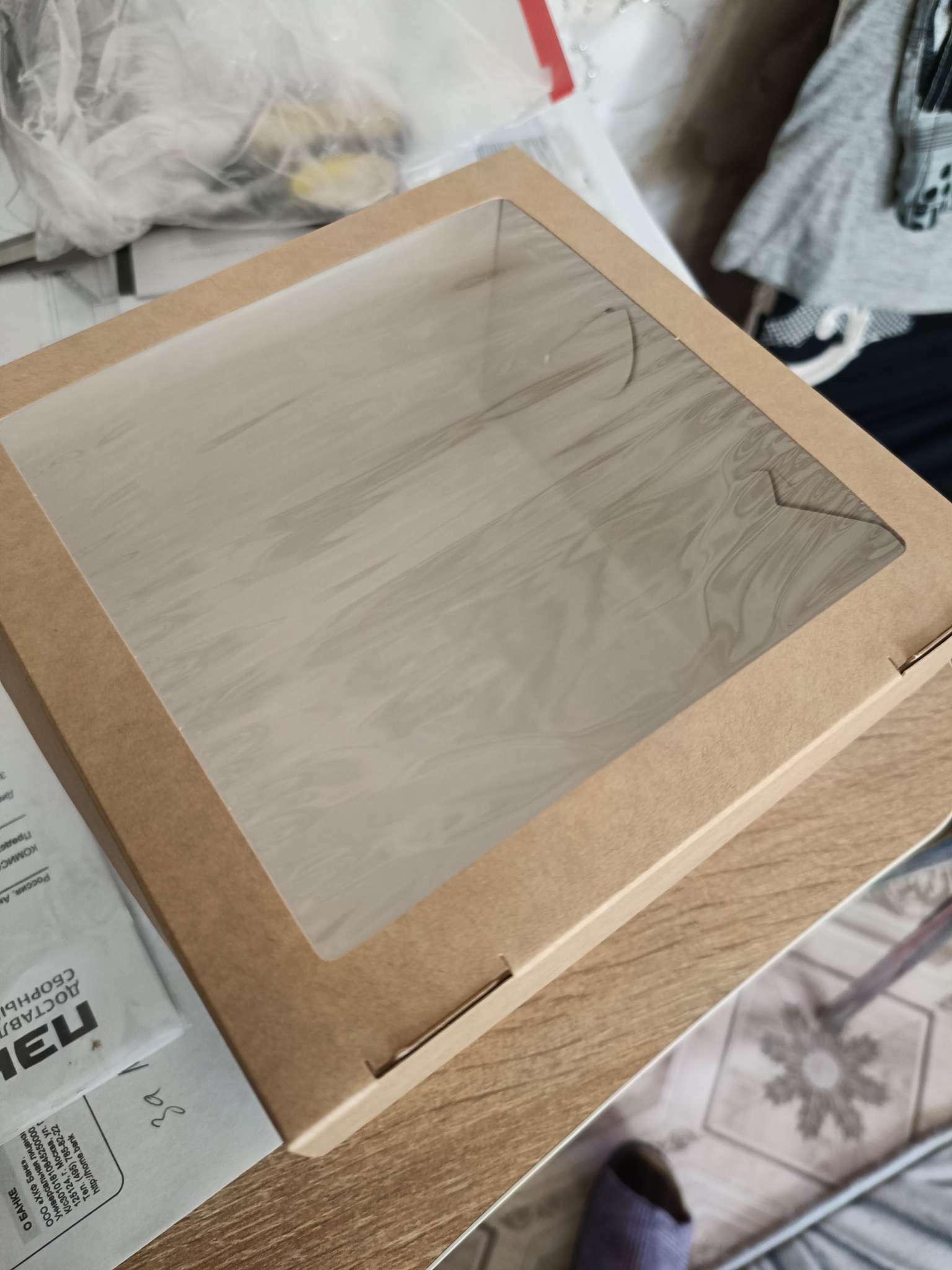Фотография покупателя товара Коробка под 4 маффина с окном, крафт, 16 х 16 х 10 см - Фото 1