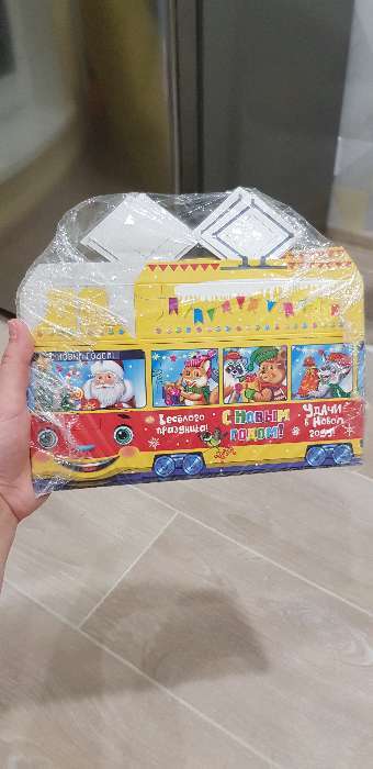 Фотография покупателя товара Подарочная коробка "Весёлый трамвайчик", 11,6 х 17 х 7,5 см