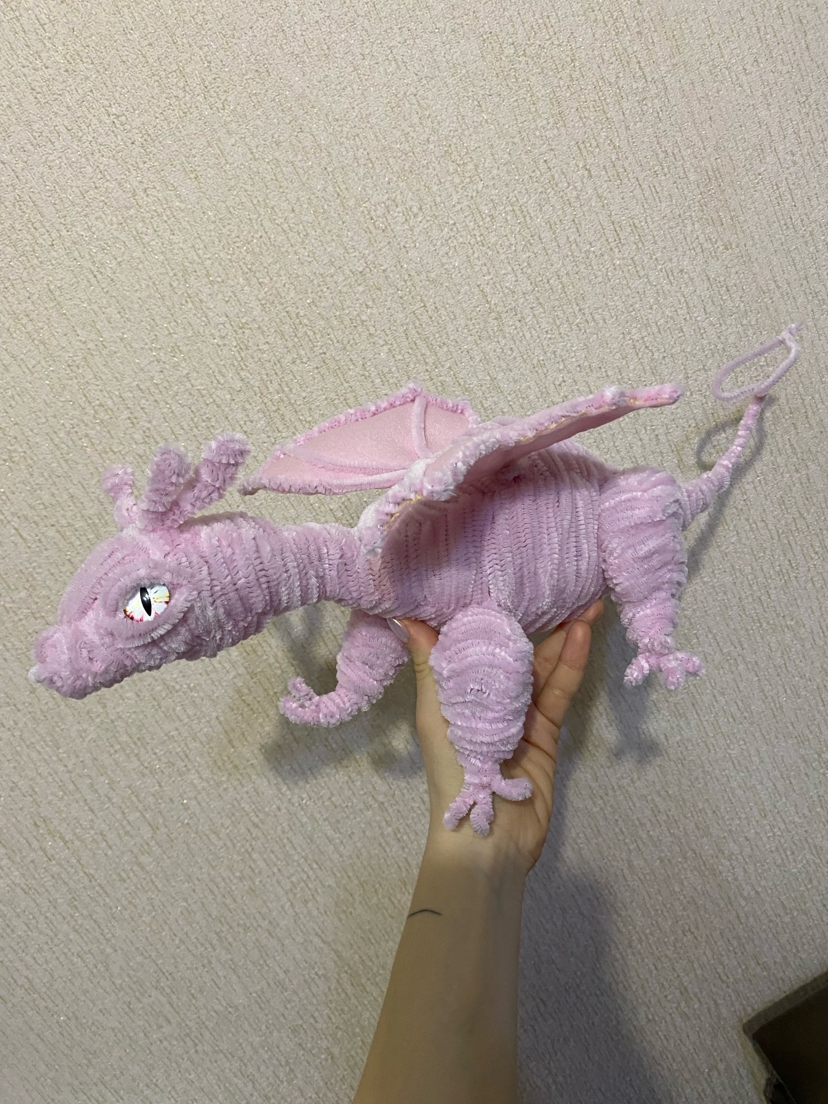 Фотография покупателя товара Игрушка из меховых палочек «Сказочный дракон» - Фото 7