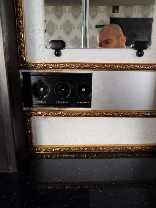 Фотография покупателя товара Блок розеточный в стол, сдвижная крышка, 10 А, 3 розетки, провод 1.8 м, чёрный - Фото 1