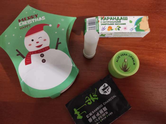 Фотография покупателя товара Подарочный новогодний набор №3: ингалятор, бальзам для губ и маска для лица