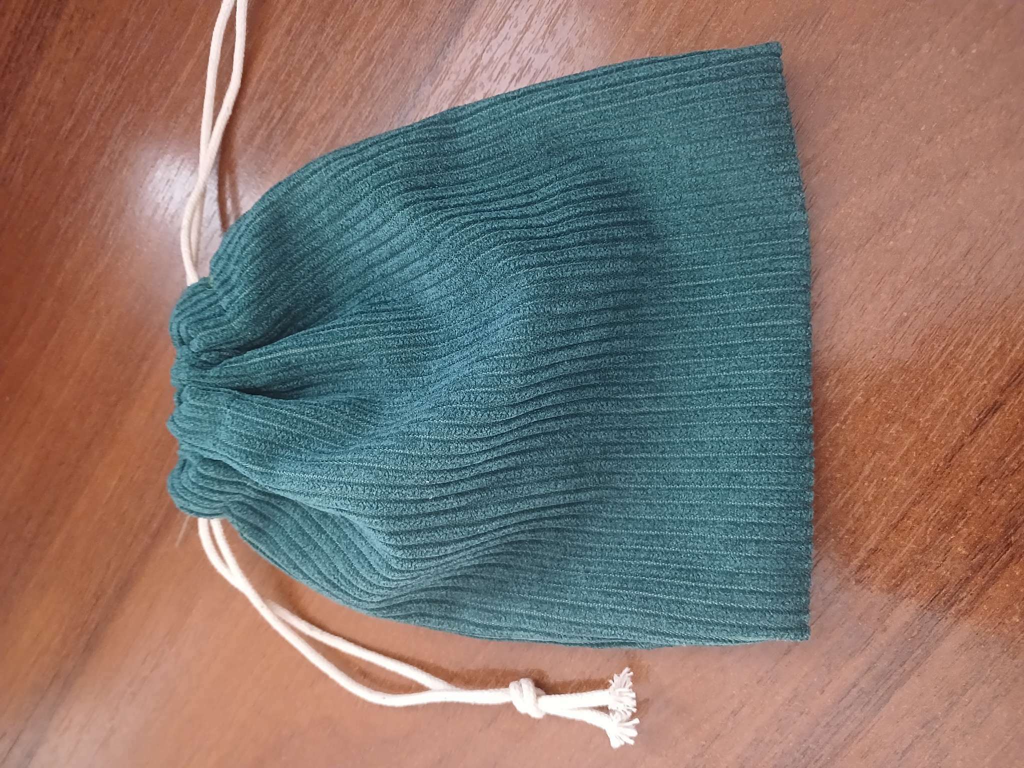 Фотография покупателя товара Косметичка - мешок с завязками, цвет зелёный - Фото 1