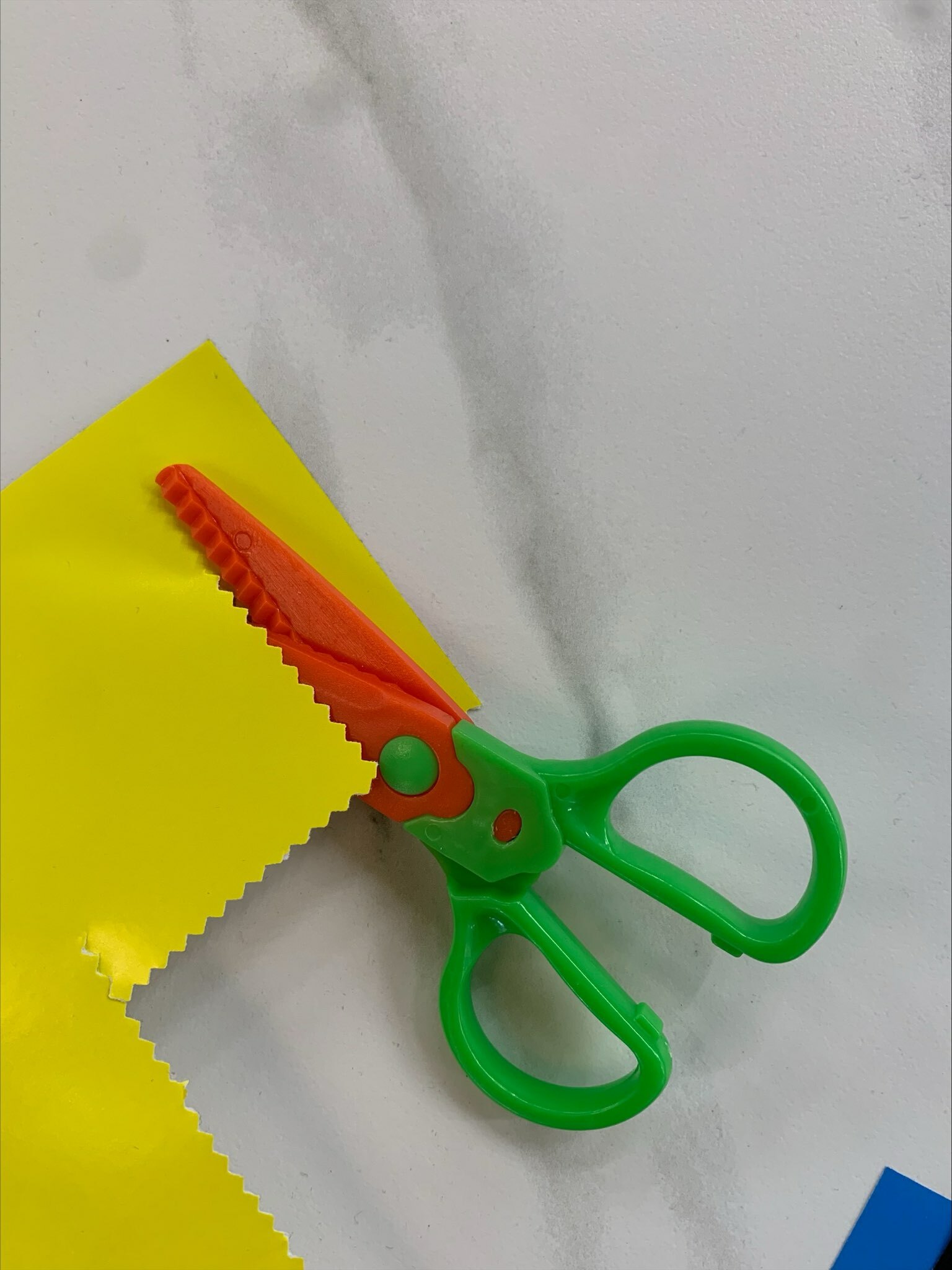 Фотография покупателя товара Ножницы фигурные пластиковые, 12.5 см, Смешарики - Фото 1