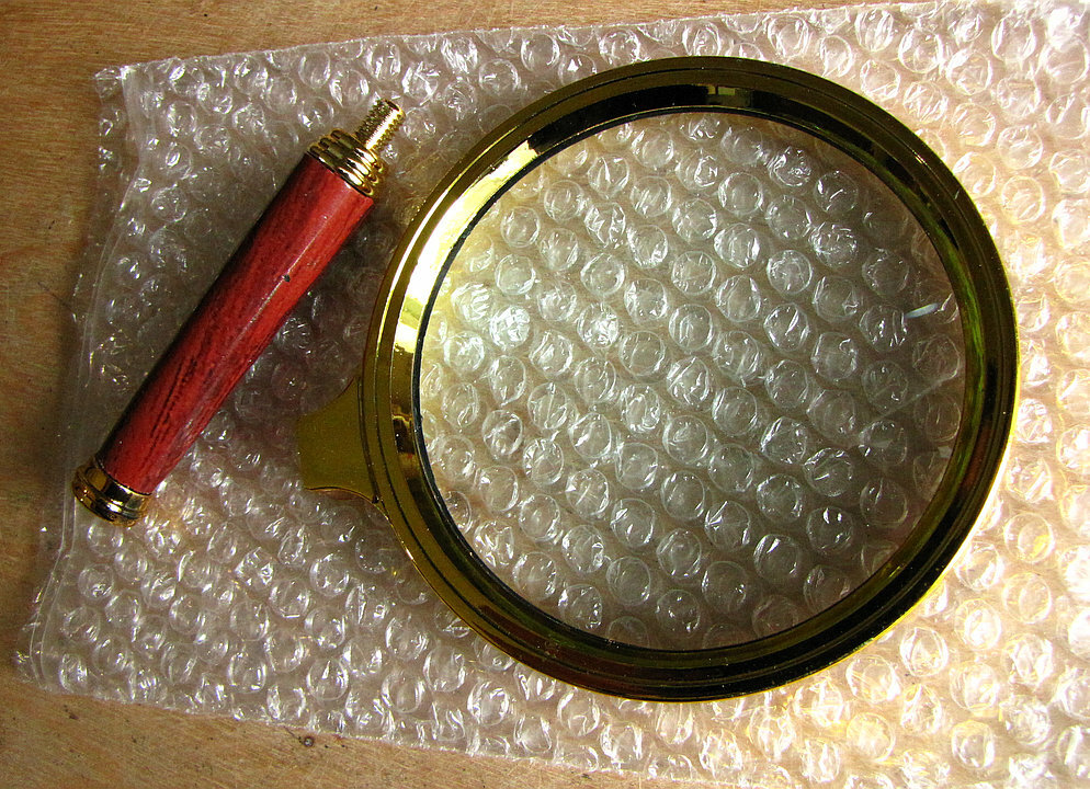 Фотография покупателя товара Лупа классическая в золотой оправе 6х, d=9см, Мастер К.