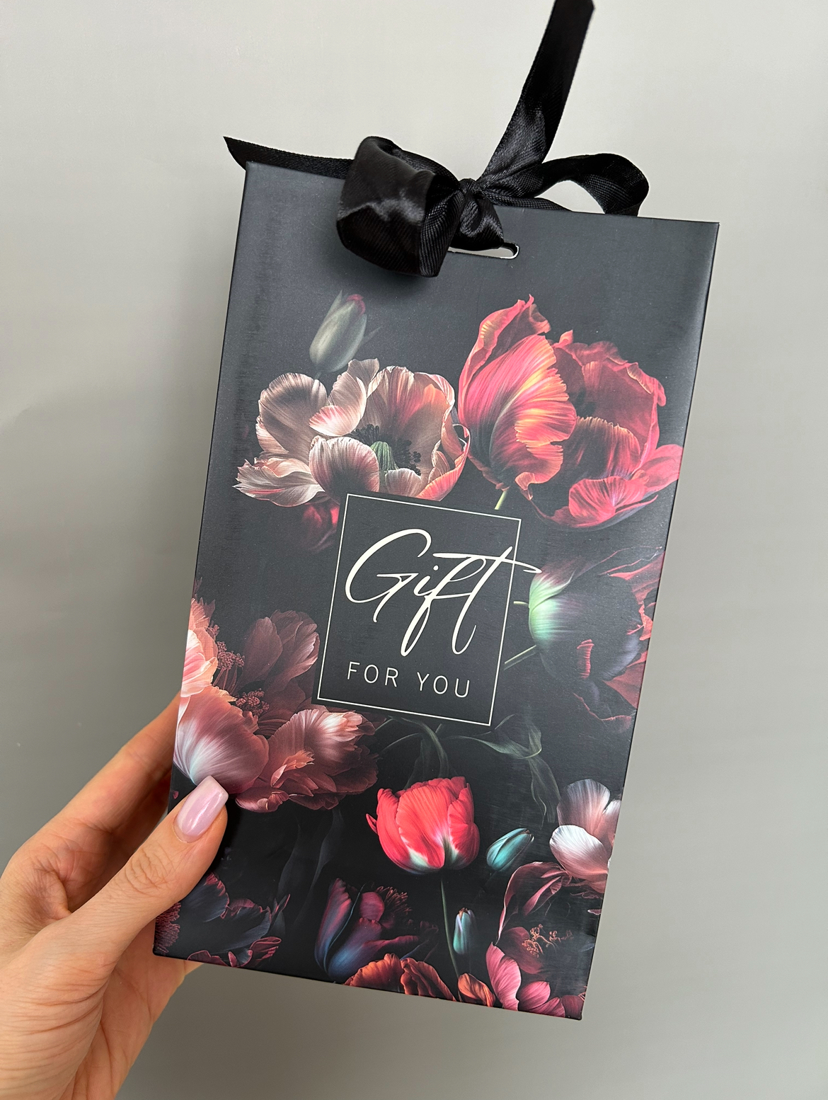 Фотография покупателя товара Пакет подарочный с лентой, упаковка, «Ночные цветы», 13 х 23 х 7 см