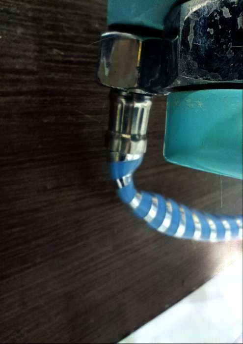 Фотография покупателя товара Душевой шланг ZEIN Z05PB, 150 см, с пластиковой конусообразной гайкой, ПВХ, голубой
