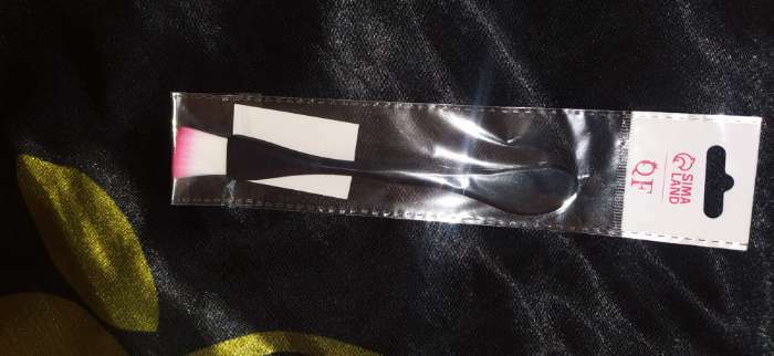 Фотография покупателя товара Кисть для масок, двусторонняя, с лопаткой, 15,5 (+/- 1) см, цвет МИКС