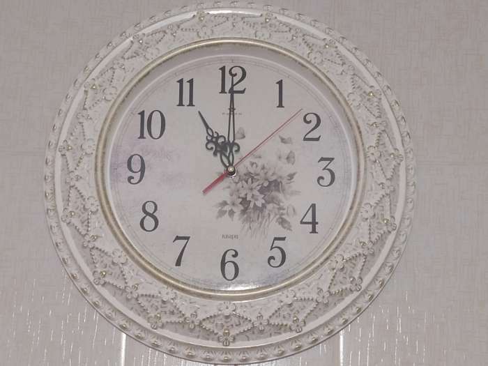 Фотография покупателя товара Часы настенные, интерьерные "Полевые цветы", бесшумные, d-38 см, циферблат 24 см - Фото 2
