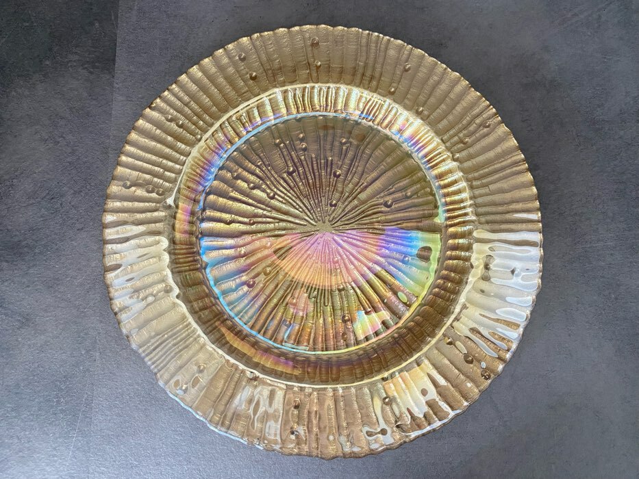 Фотография покупателя товара Тарелка - блюдо подстановочное «Чарм», d=33 см, цвет золотой - Фото 2