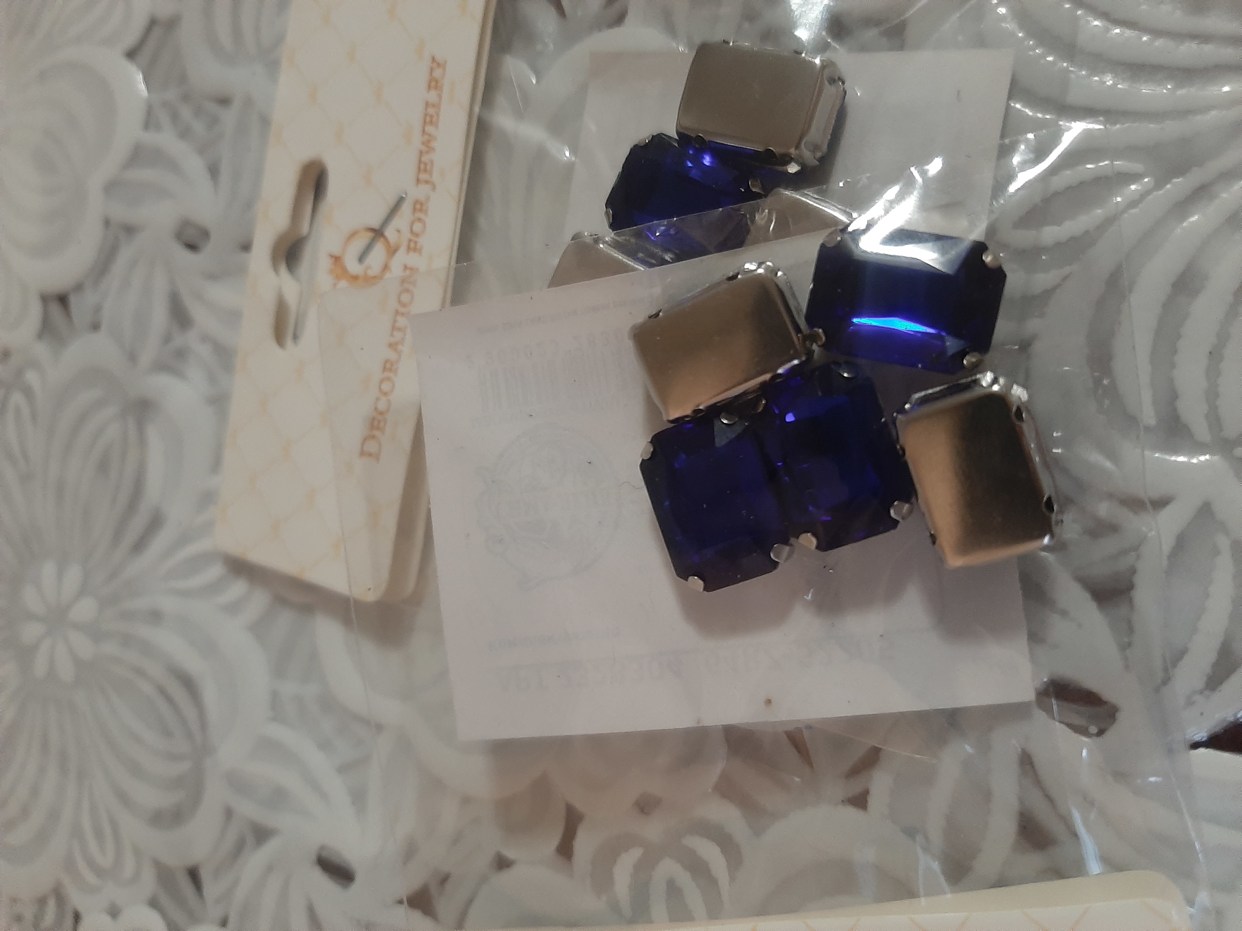 Фотография покупателя товара Стразы в цапах без отверстий (набор 5шт), 10*14мм, цвет синий в серебре - Фото 4