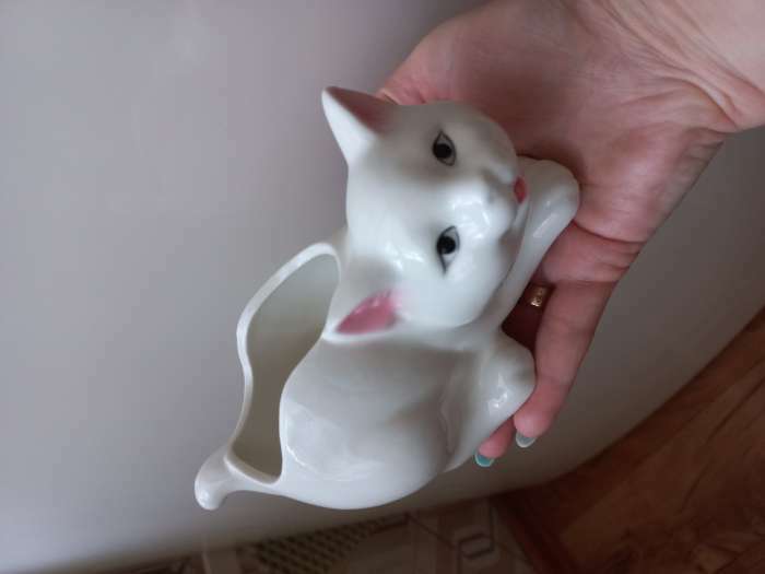 Фотография покупателя товара Декоративный горшок для цветов «Кошка», 450 мл, 15.4×8.1×8 см, керамический, белый - Фото 2