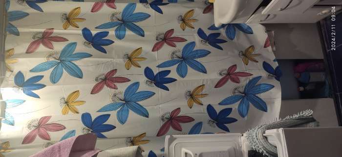 Фотография покупателя товара Штора для ванны Доляна «Цветы», 180×180 см, EVA - Фото 2