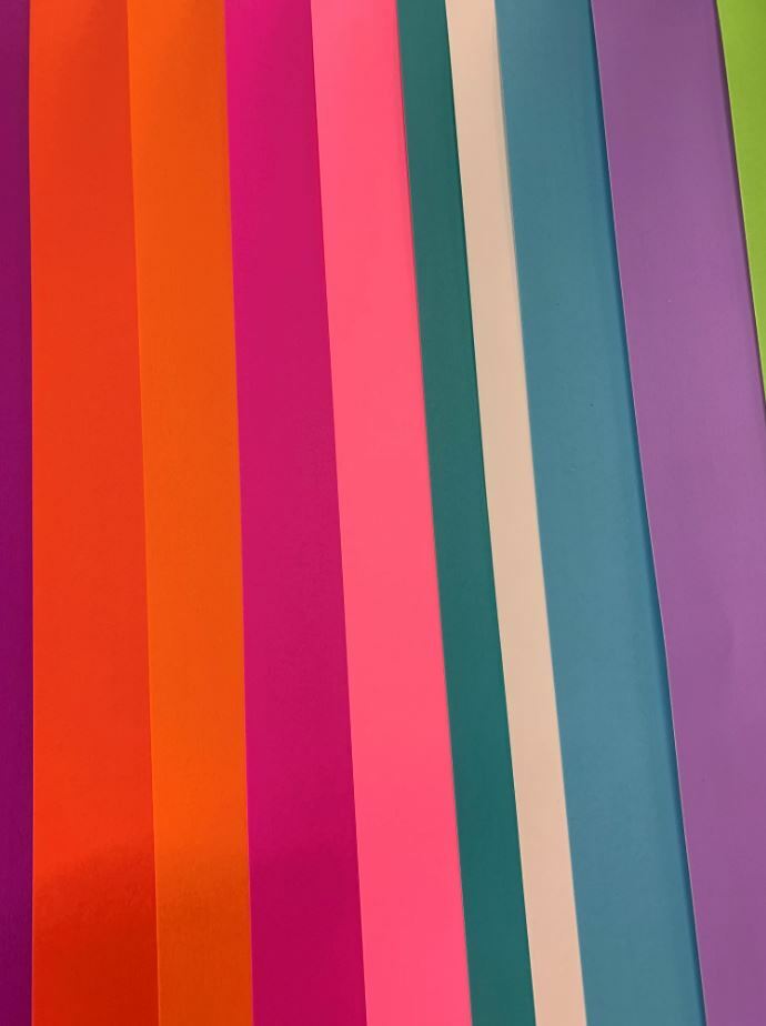 Фотография покупателя товара Картон цветной тонированный, А3, 36 листов, 18 цветов, немелованный, двусторонний, в пакете, 140 г/м², Смешарики - Фото 1
