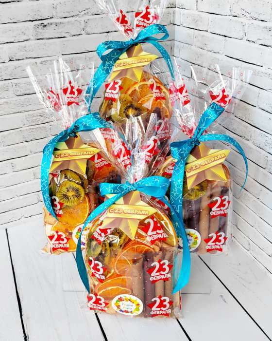 Фотография покупателя товара Пакет фасовочный БОПП, «23 февраля» 20×35 см - Фото 4