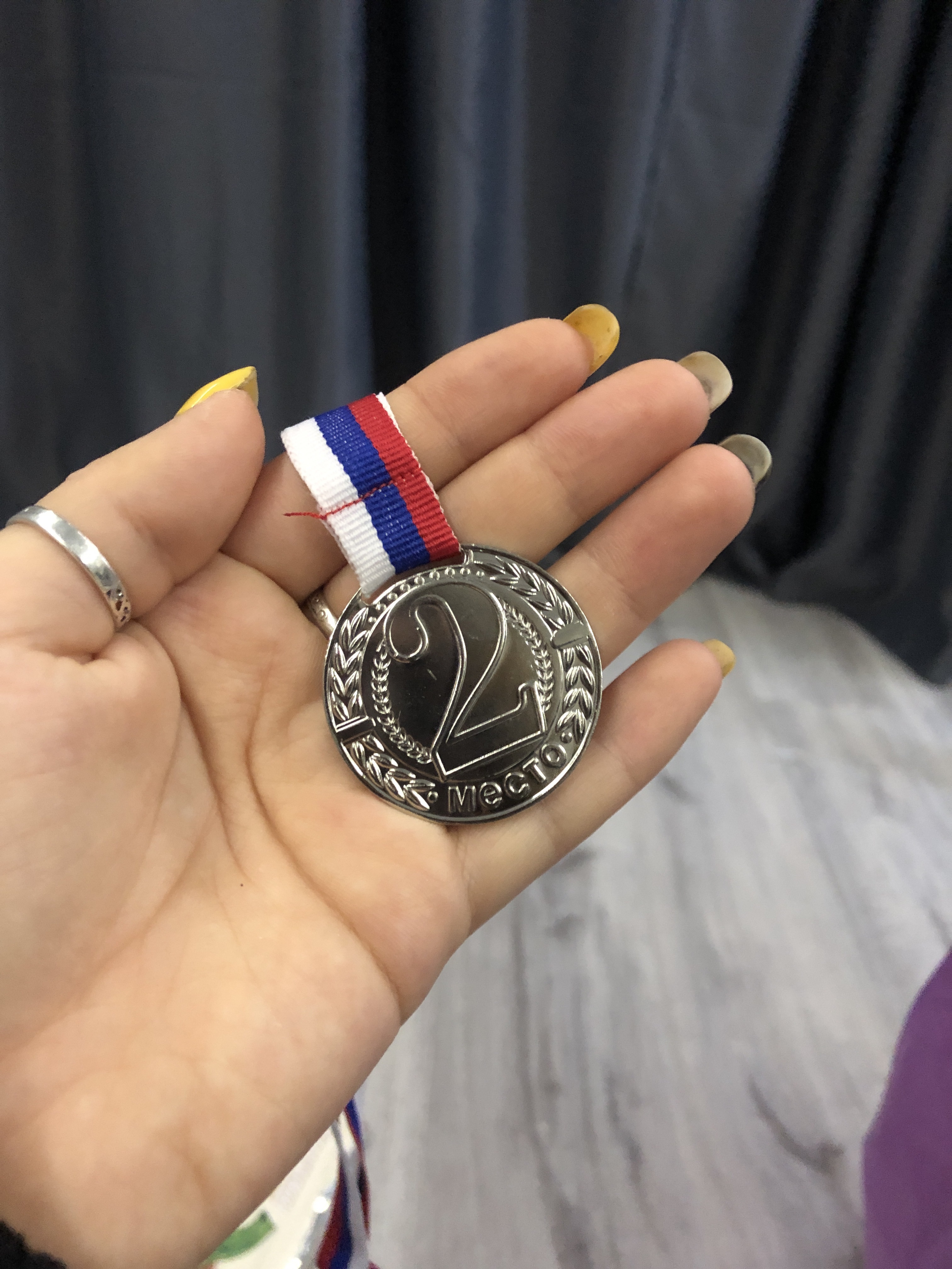 Фотография покупателя товара Медаль призовая 043, d= 4 см. 2 место. Цвет серебро. С лентой - Фото 9