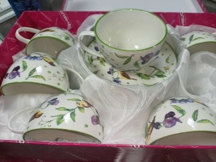 Фотография покупателя товара Сервиз фарфоровый чайный Доляна «Зелёный сад», 12 предметов: 6 чашек 220 мл, 6 блюдец d=13 см - Фото 1