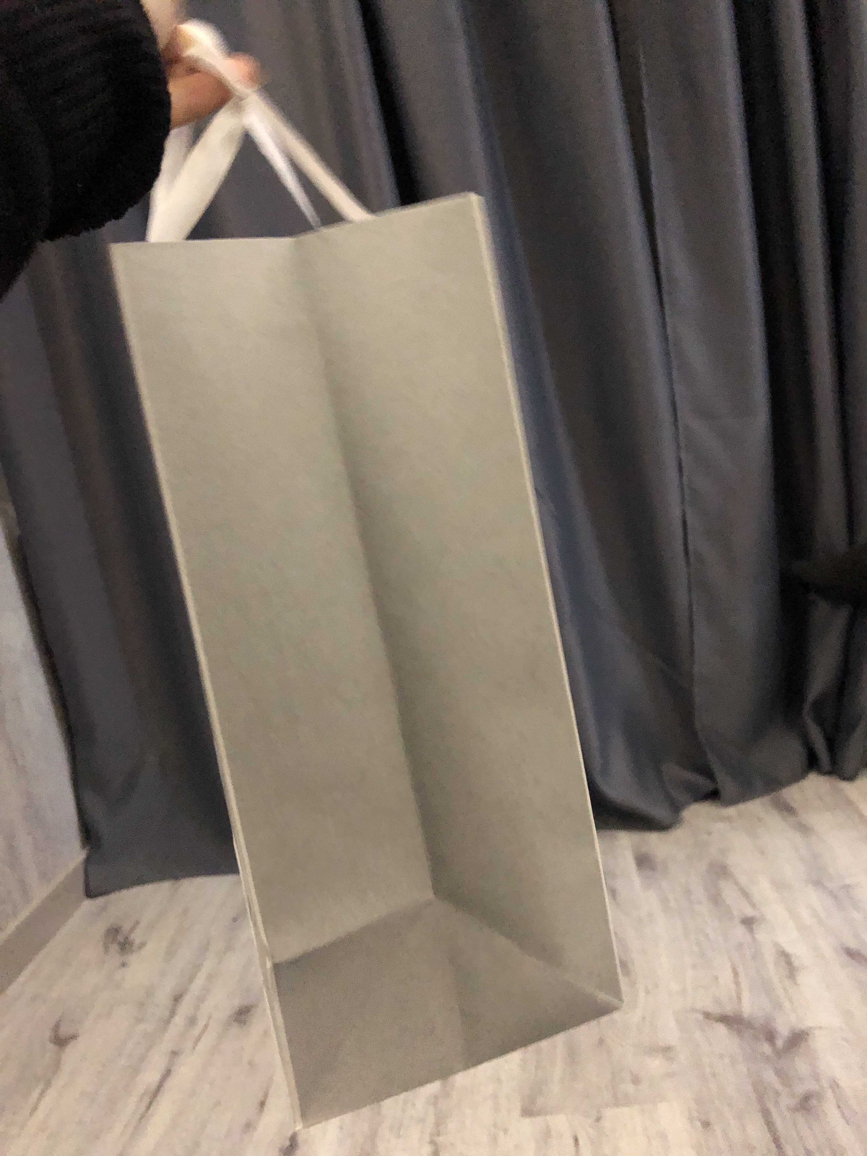 Фотография покупателя товара Пакет крафтовый вертикальный «Сказочная ёлочка», ML 23 × 27 × 11.5 см