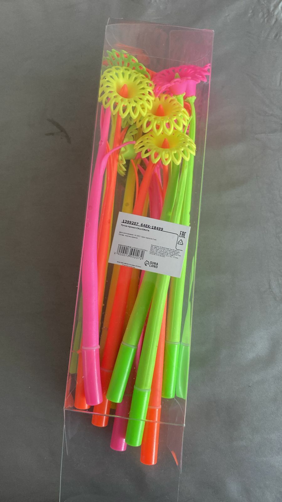 Фотография покупателя товара Ручка-прикол Calligrata «Цветы», синий стержень, гелевая, МИКС - Фото 6