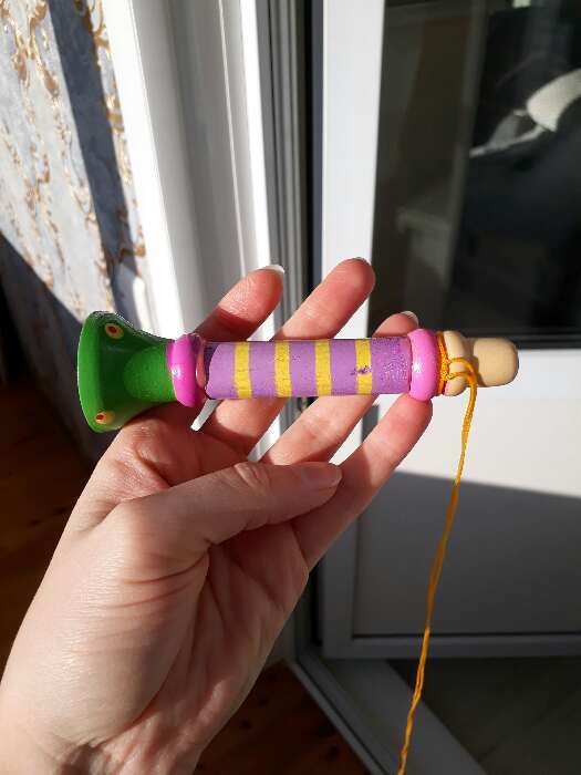 Фотография покупателя товара Музыкальная игрушка «Дудочка на веревочке», высокая, цвета МИКС - Фото 16