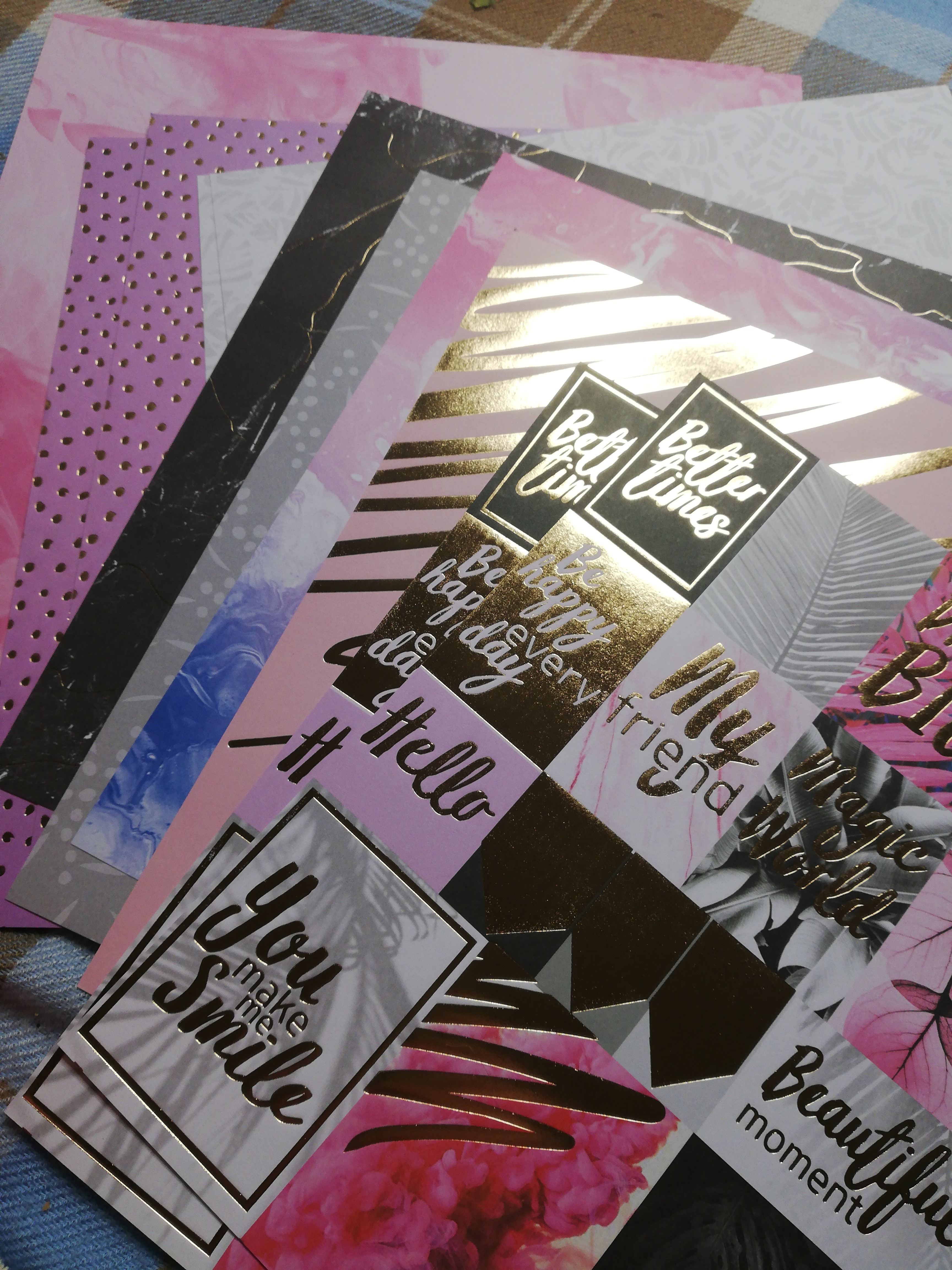 Фотография покупателя товара Набор бумаги для скрапбукинга с фольгированием «Магический чёрный», 10 листов 30.5 × 30.5 см - Фото 19