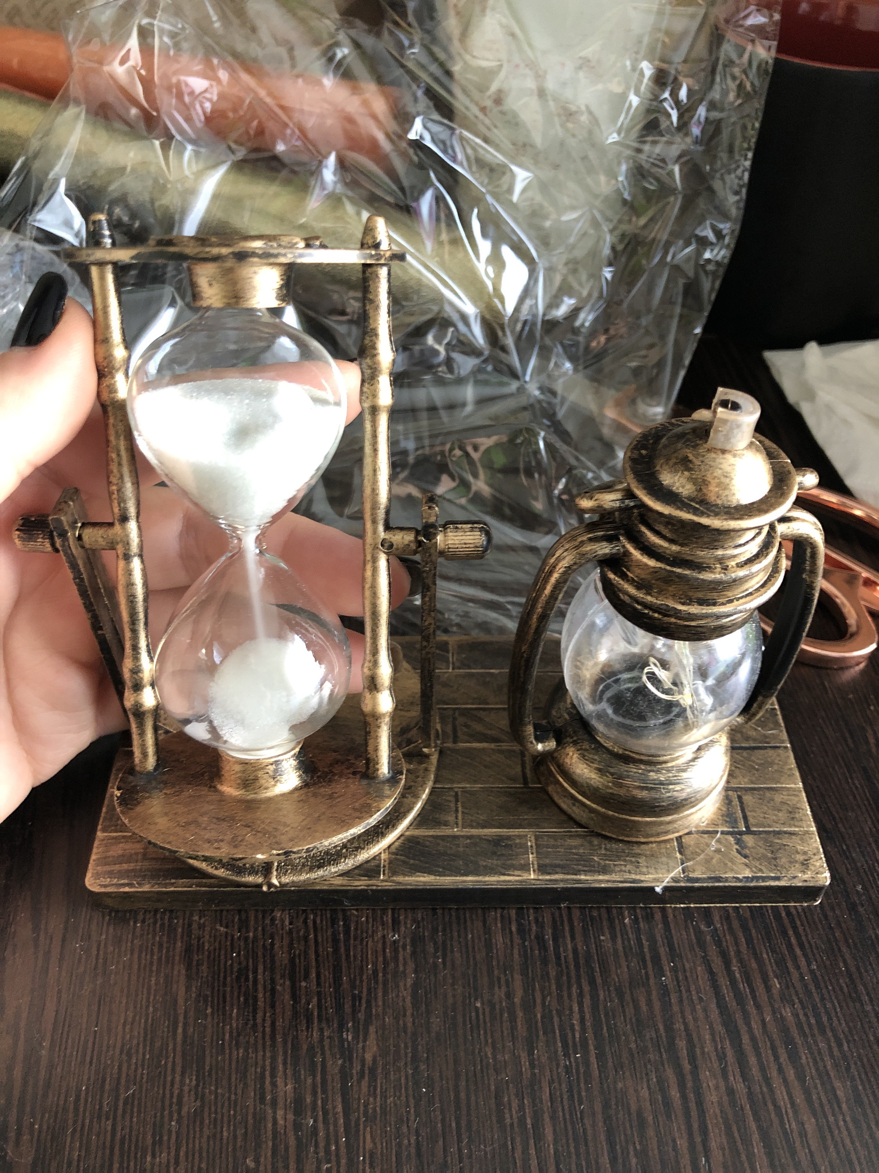 Фотография покупателя товара Песочные часы "Керосин", сувенирные, 15.5 х 6.5 х 12.5 см - Фото 7