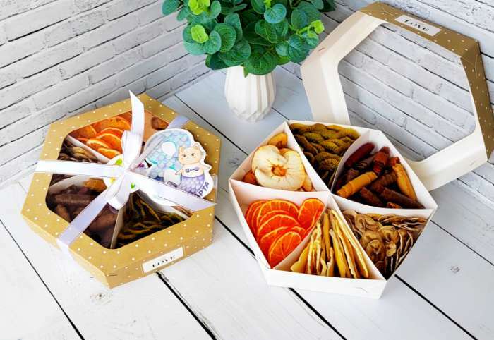 Фотография покупателя товара Коробка кондитерская, упаковка, «Вдохновляй красотой», 23×20×4 см - Фото 7